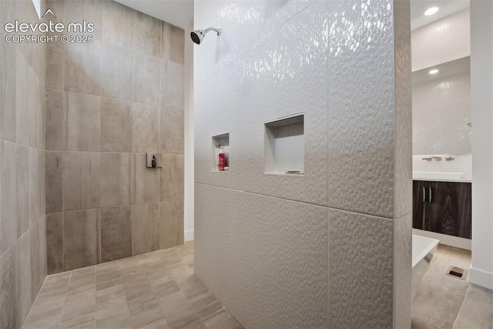 Listing photo 33 for 13453 Drytown Grove