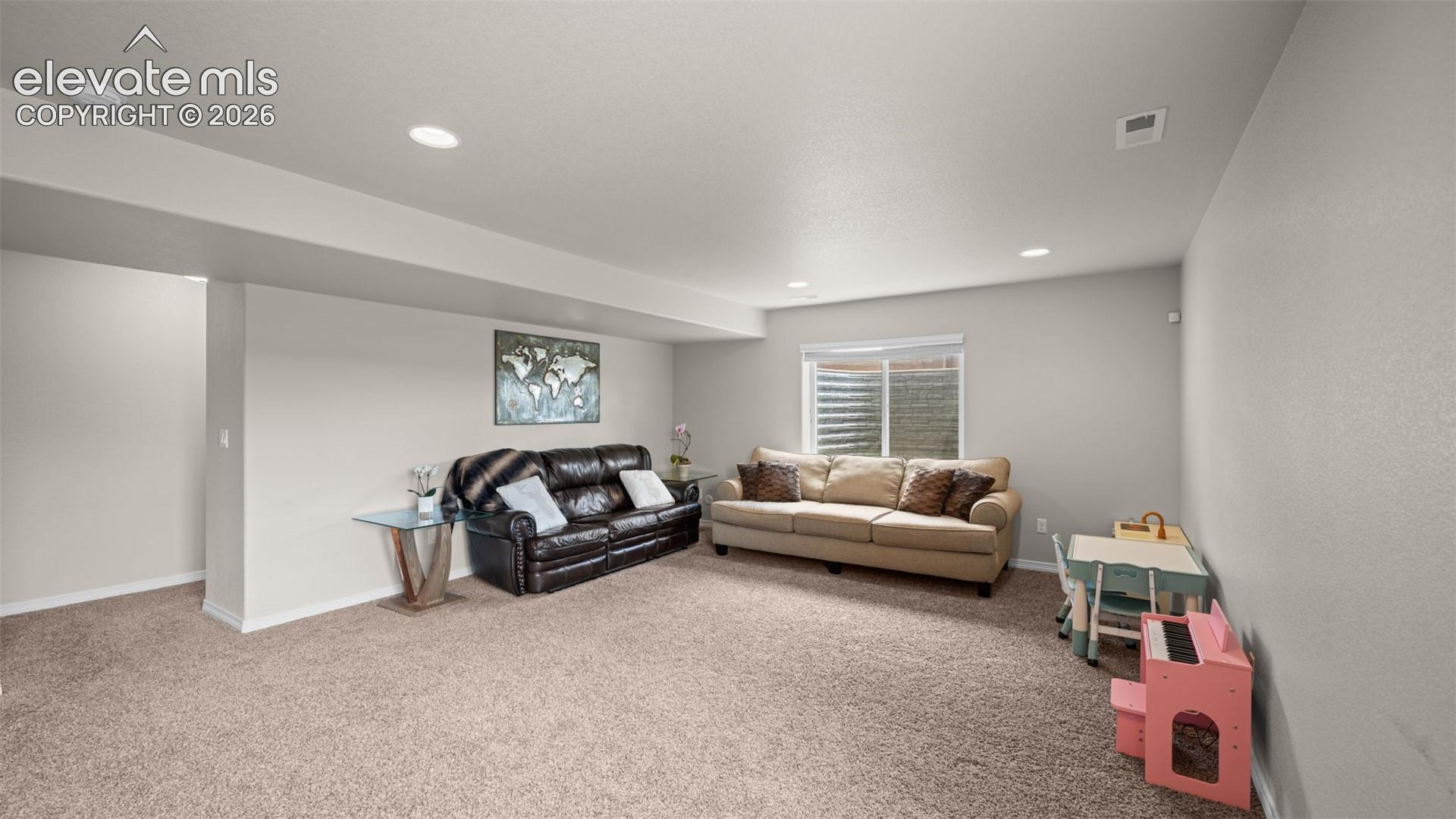 Listing photo 26 for 9420 Beryl Drive