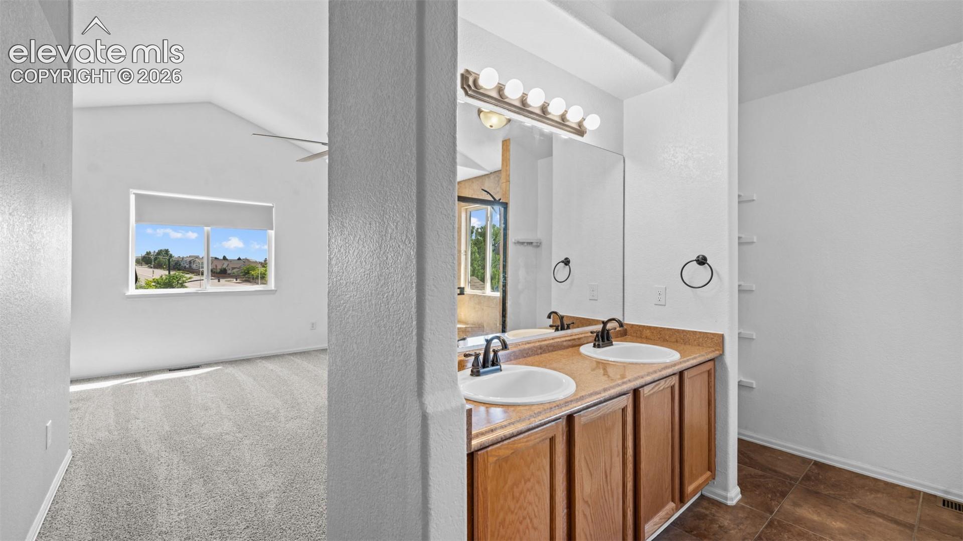 Listing photo 22 for 5216 Arroyo Street
