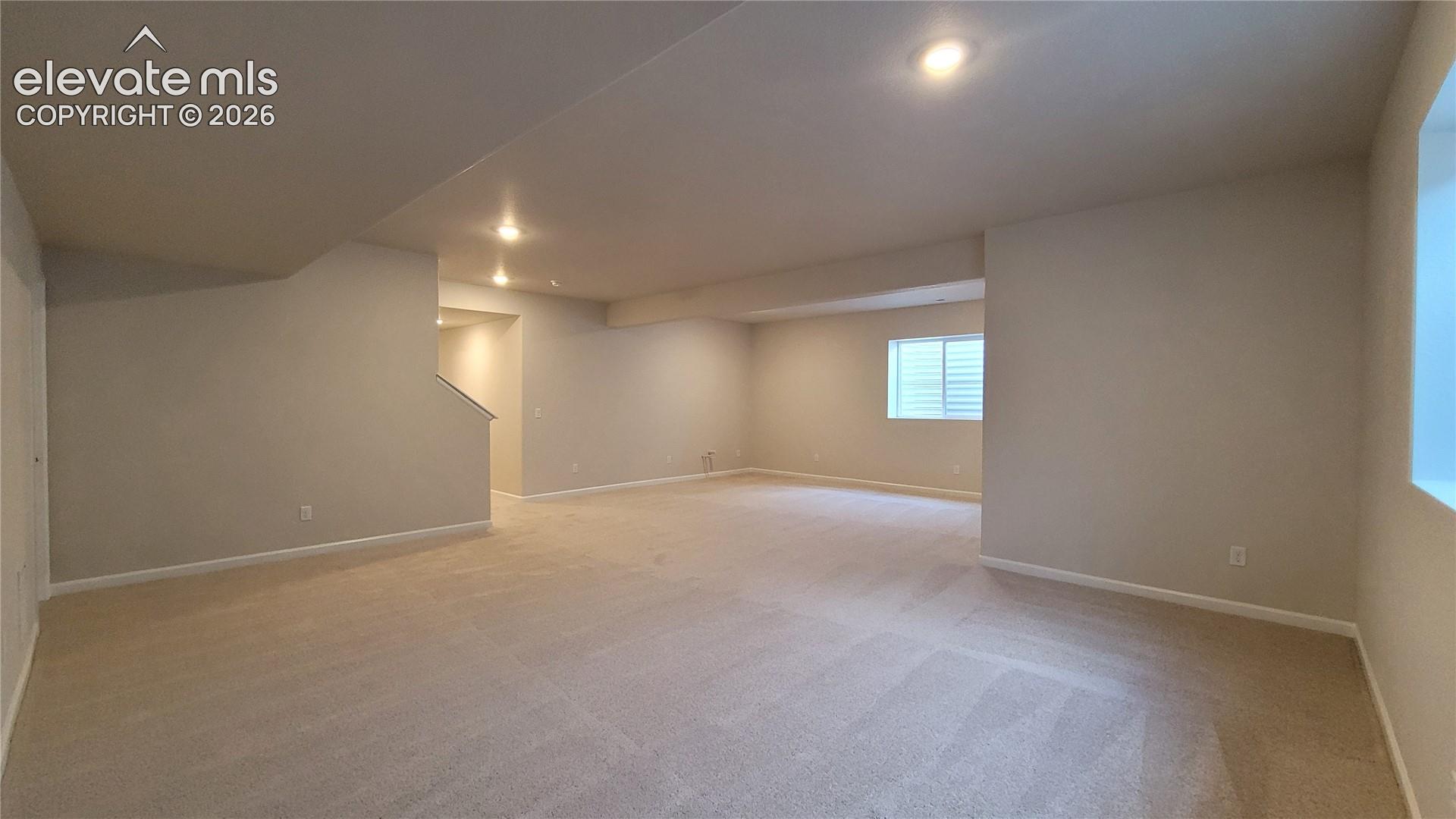 Listing photo 27 for 6652 Miro Lane