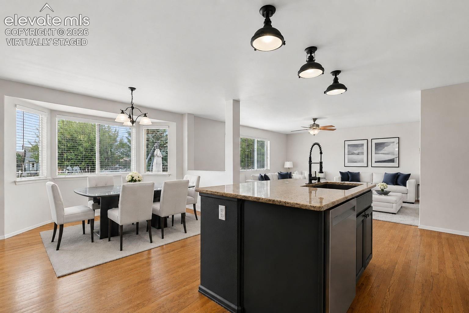 Listing photo 16 for 9197 Oakmont Road