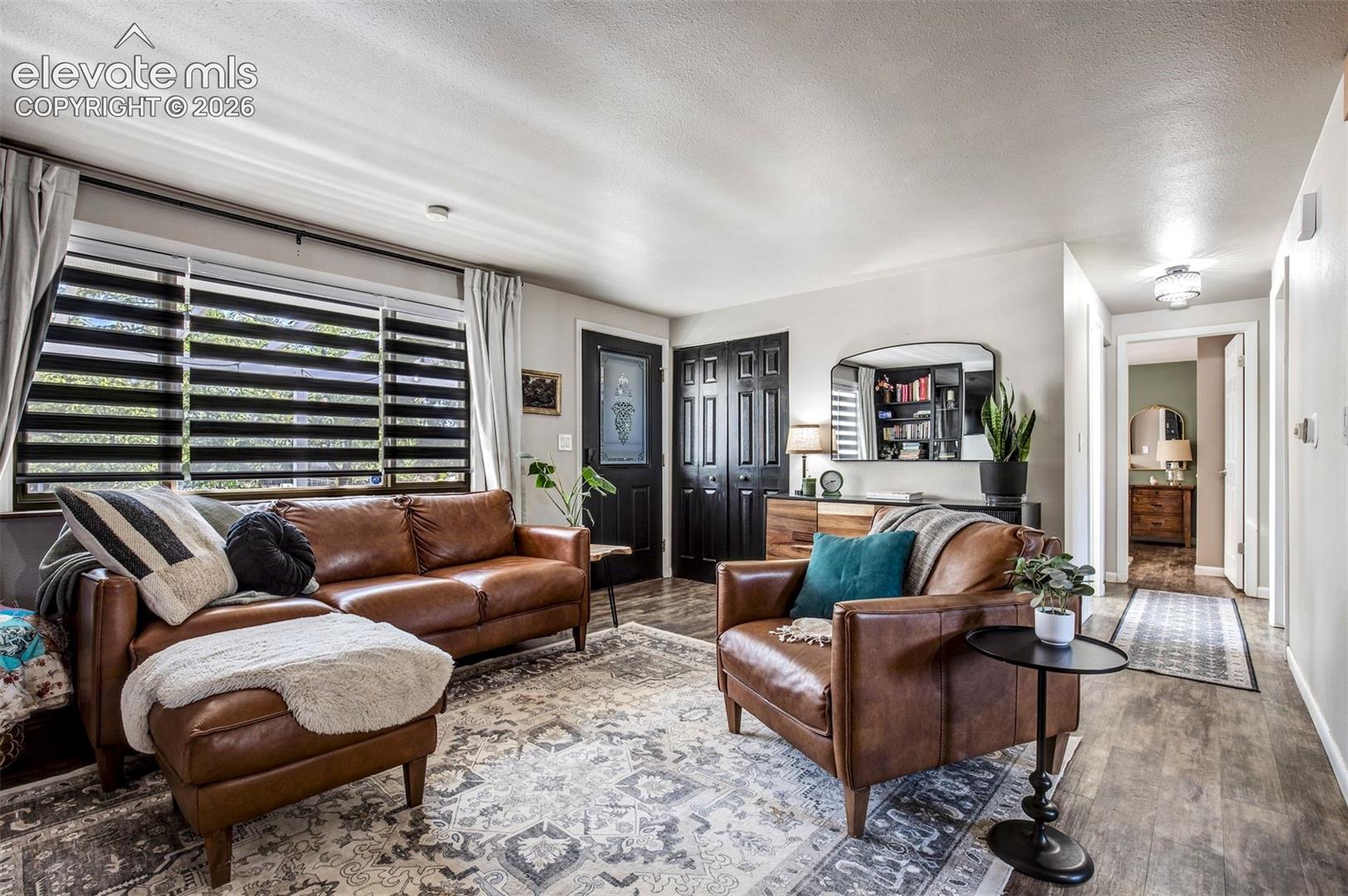 Listing photo 7 for 425 Calle Entrada NA