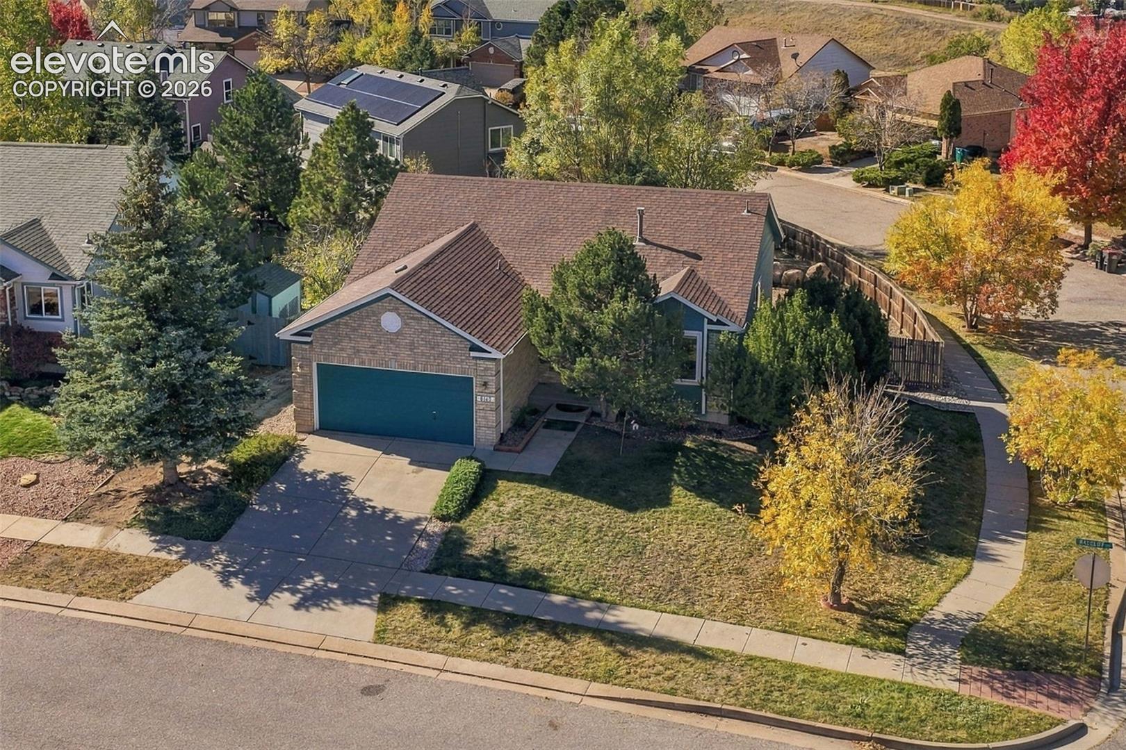 8140 Radcliff Drive โ listing photo