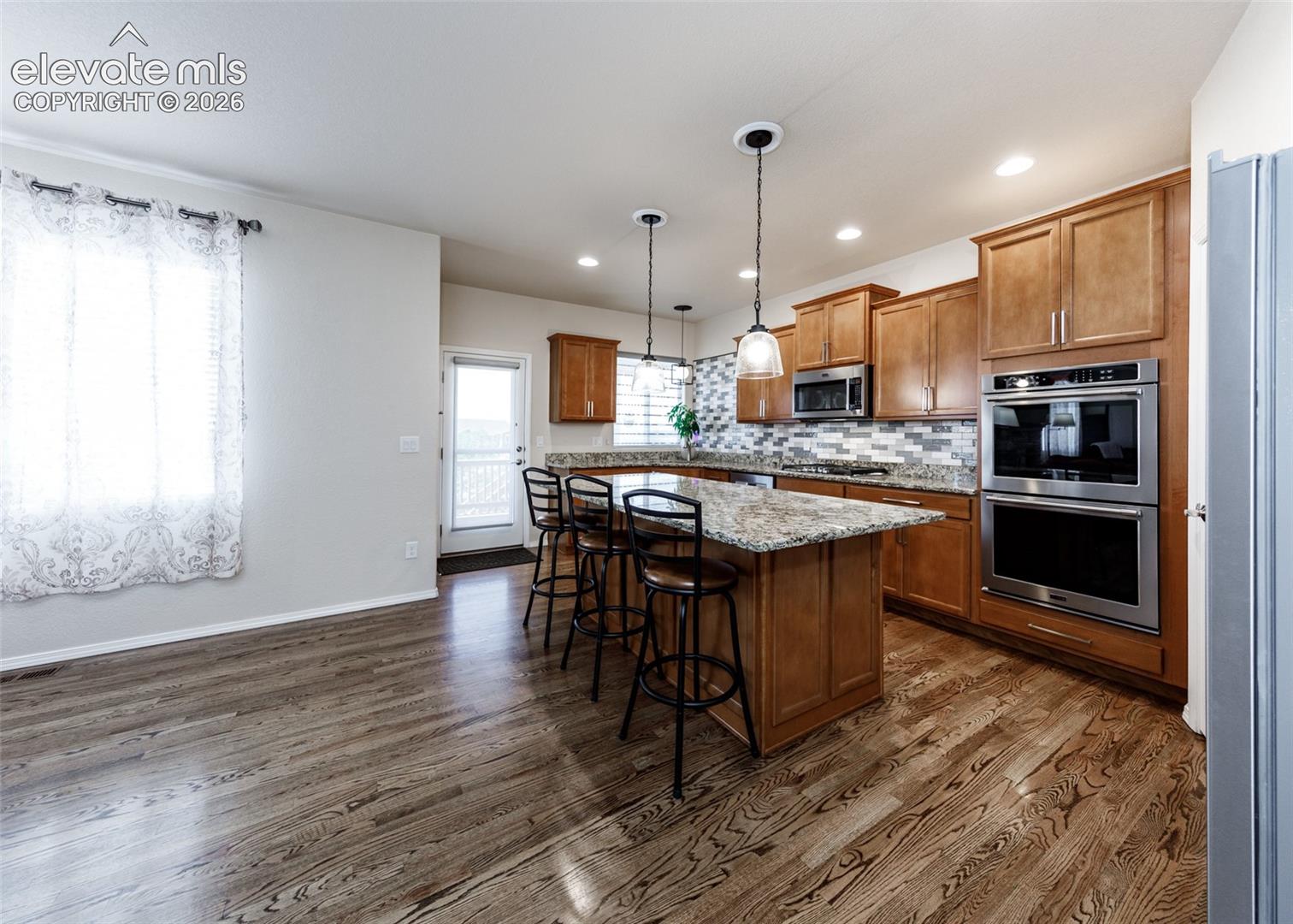 Listing photo 10 for 12931 Stone Valley Drive