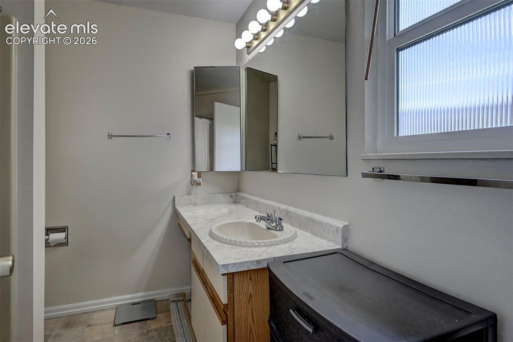 1016 Moorings Drive, photo 13