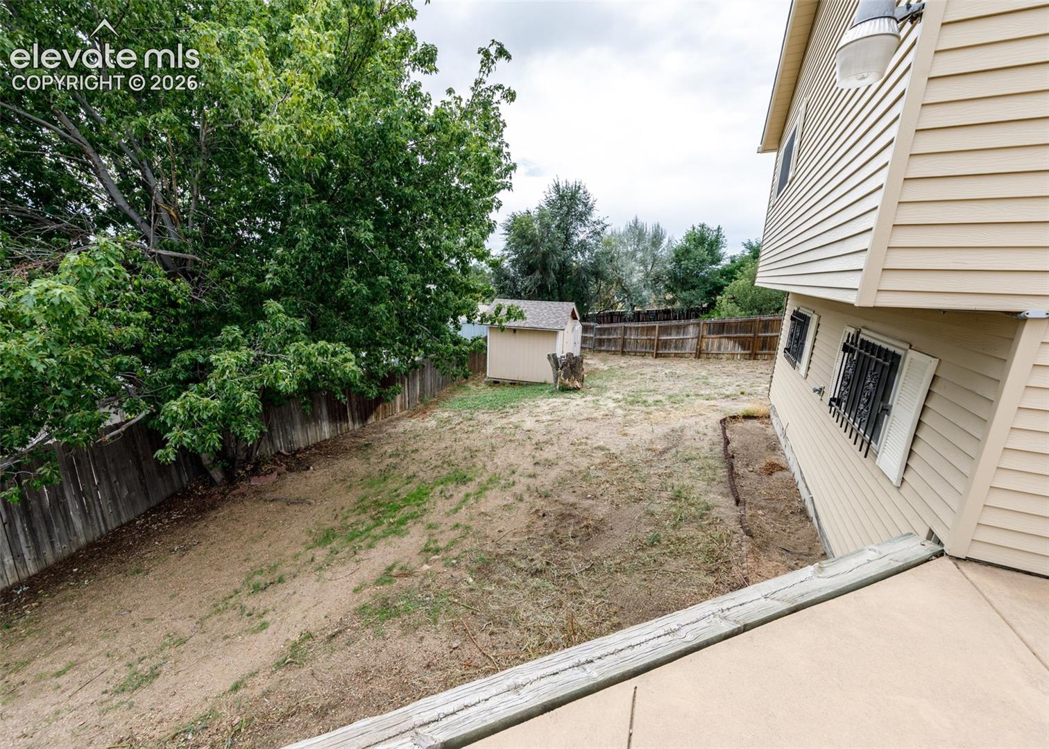 Listing photo 35 for 604 Fountain Mesa Road