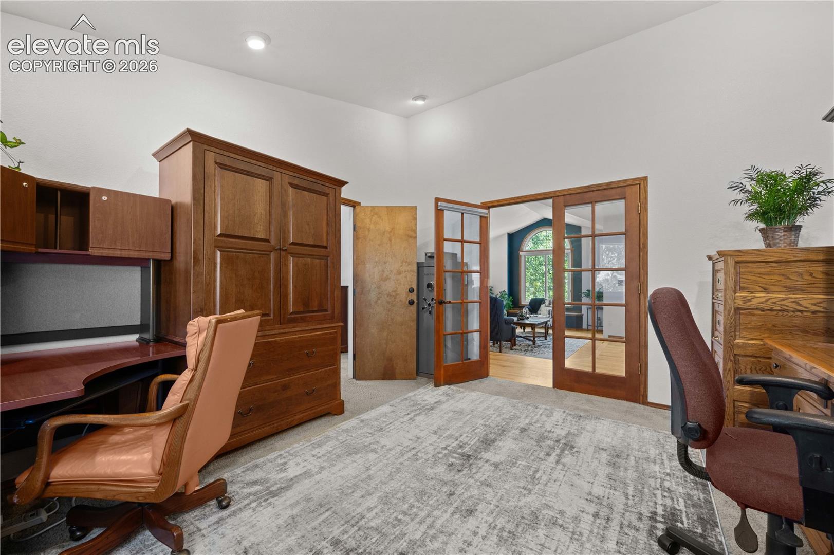 Listing photo 48 for 17815 Saddlewood Road