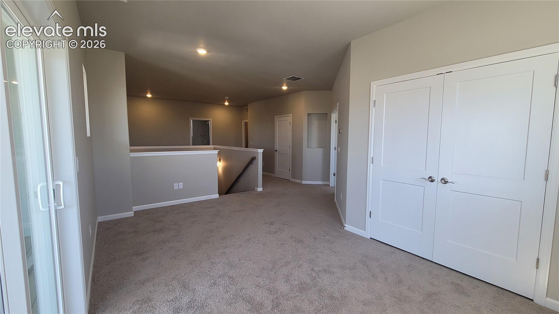 Listing photo 17 for 10651 Wolf Lake Drive