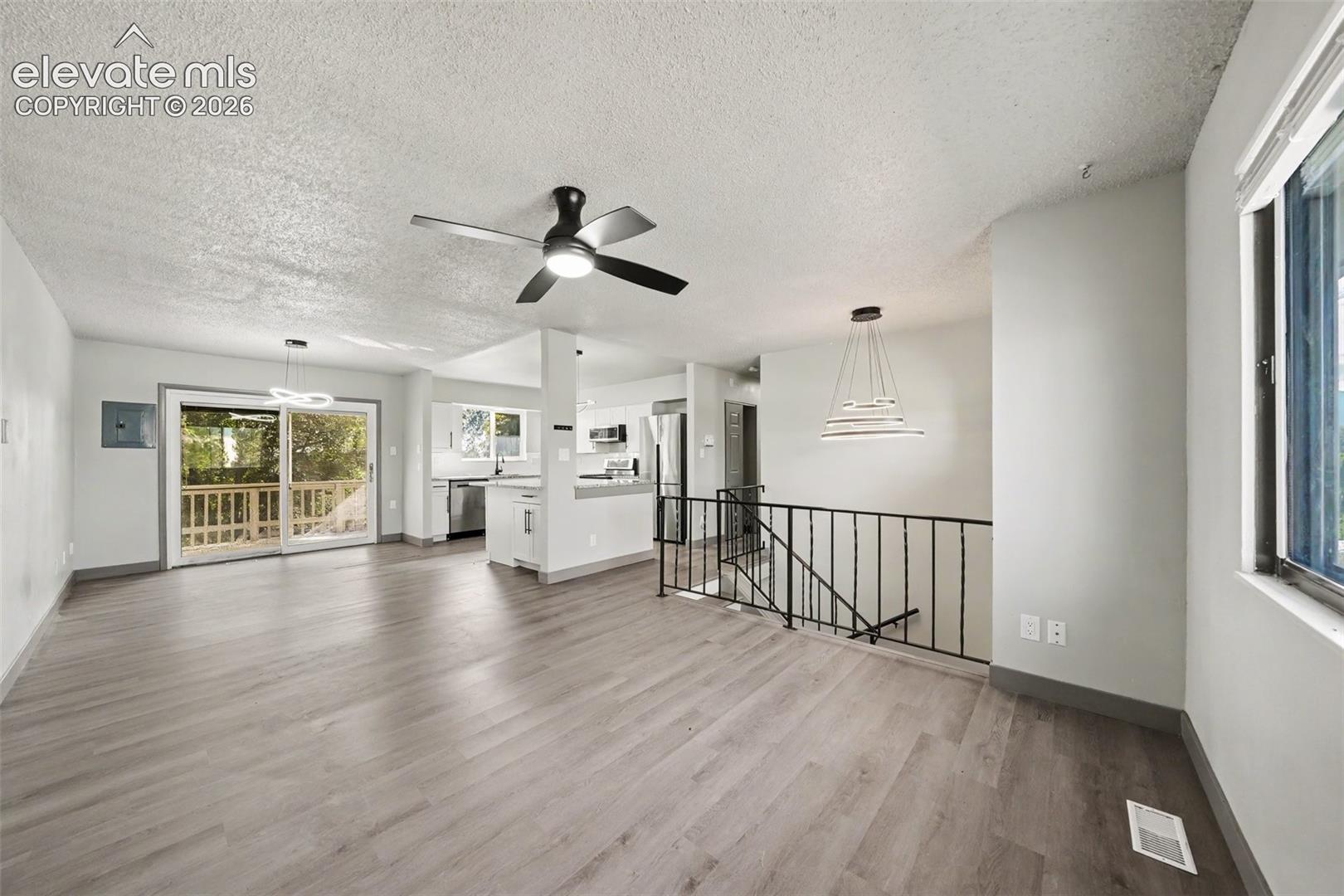6895 Defoe Avenue, photo 3