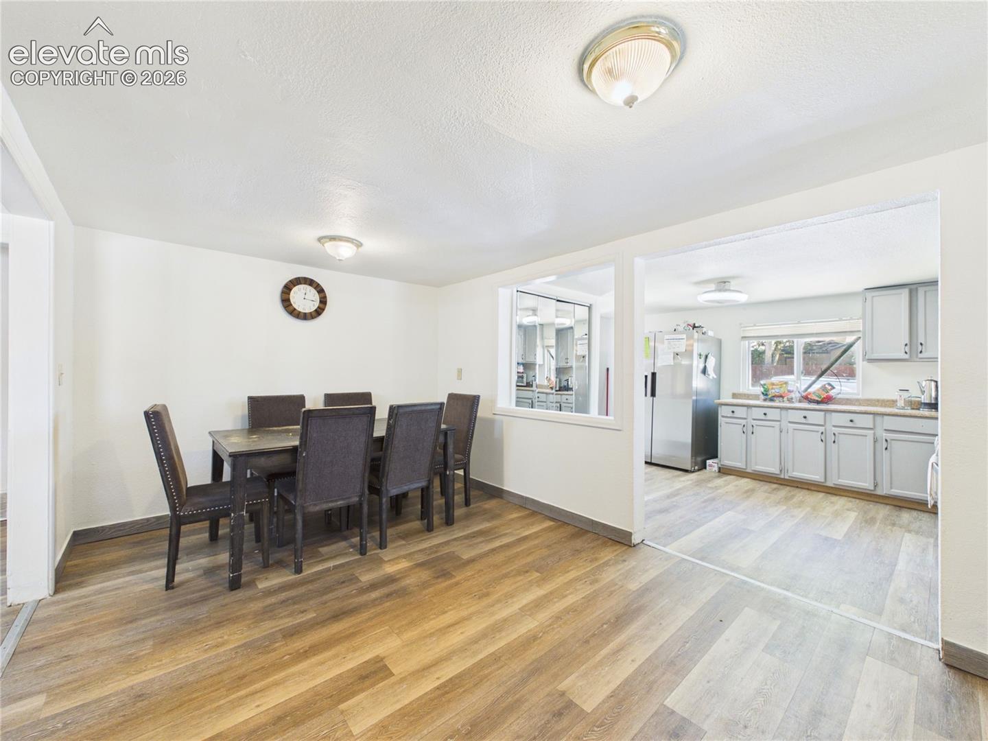 Listing photo 9 for 2805 E 16th Street