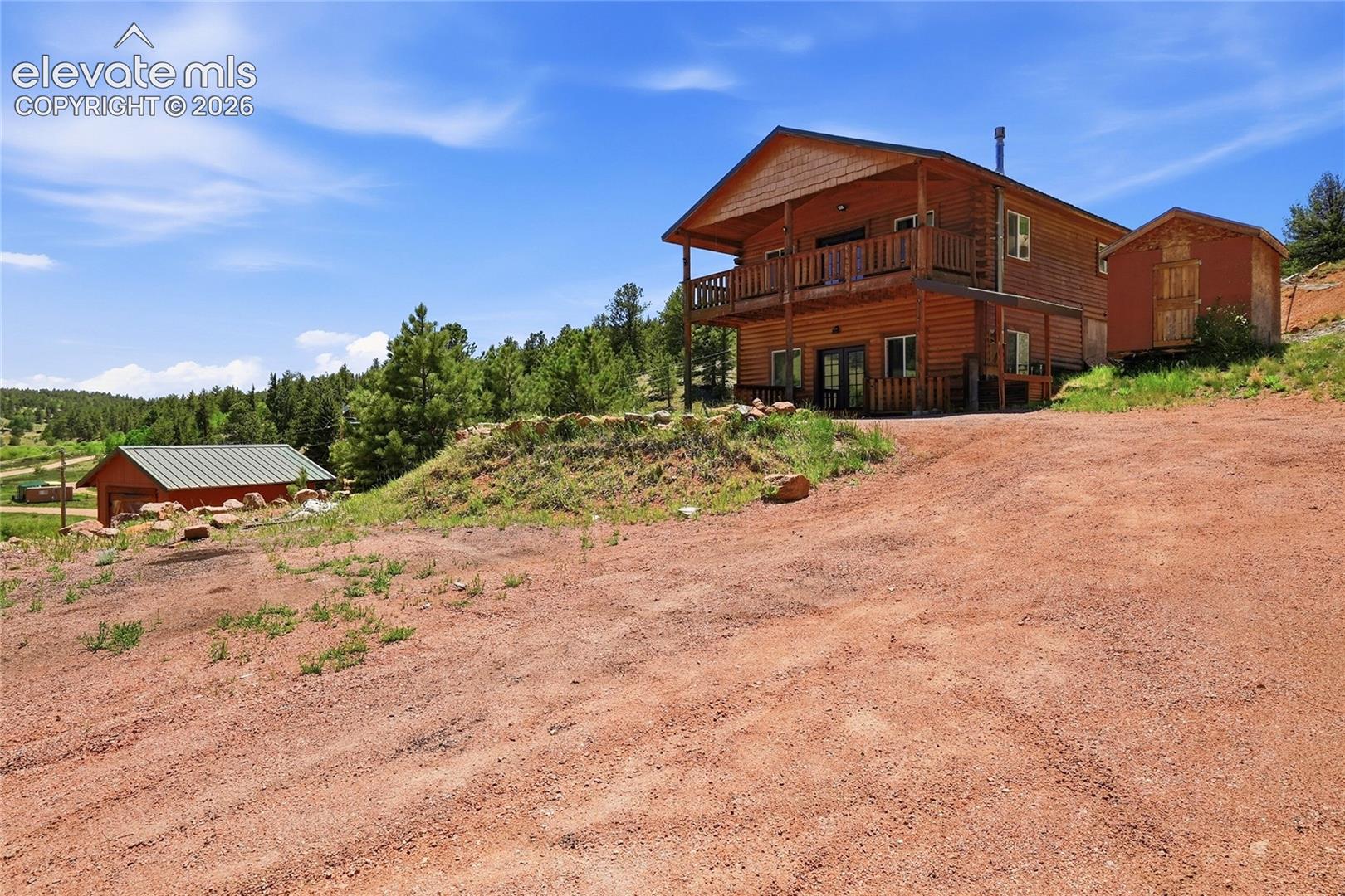 927 Stonehenge Drive — listing photo