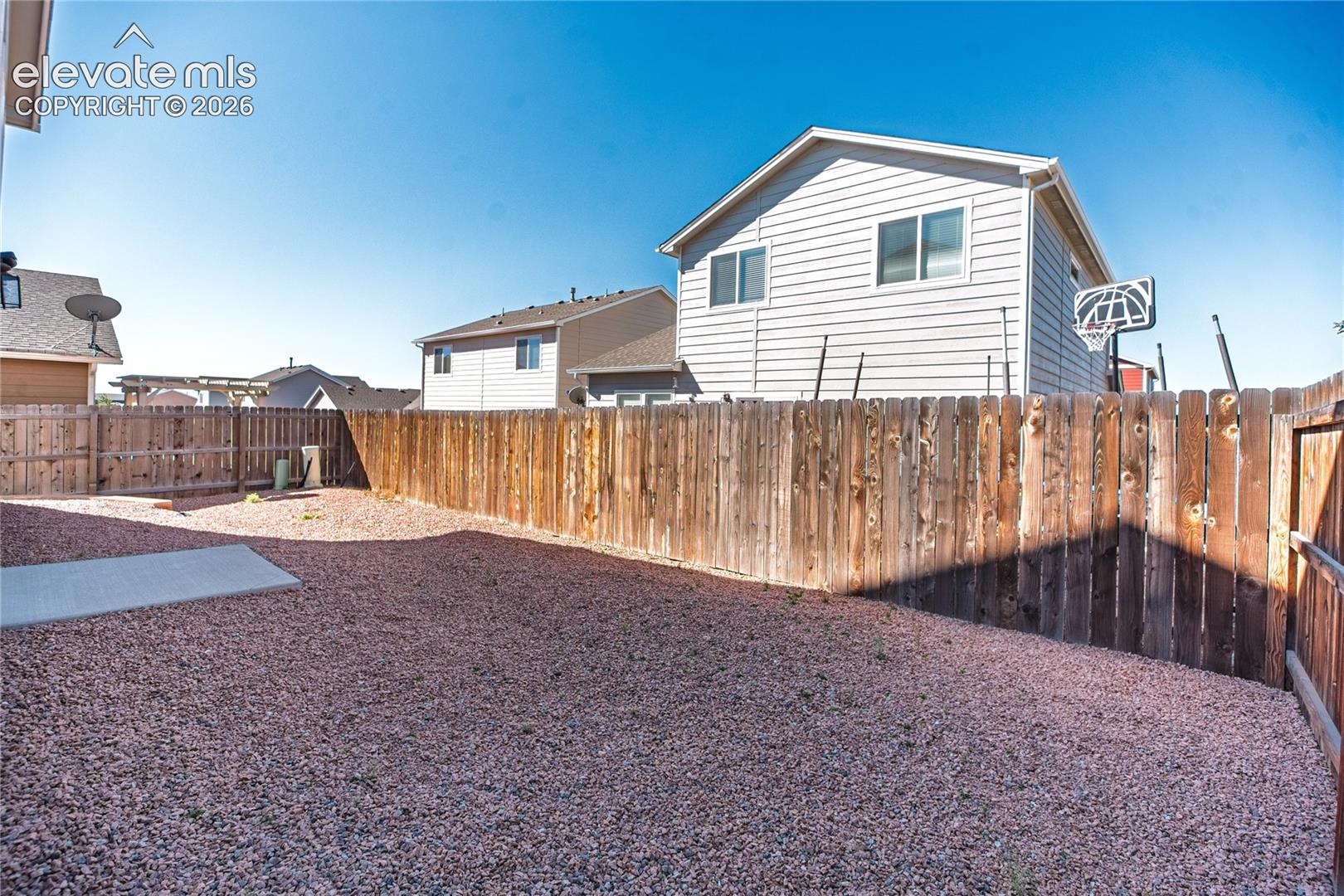 Listing photo 30 for 7714 Cruzer Heights