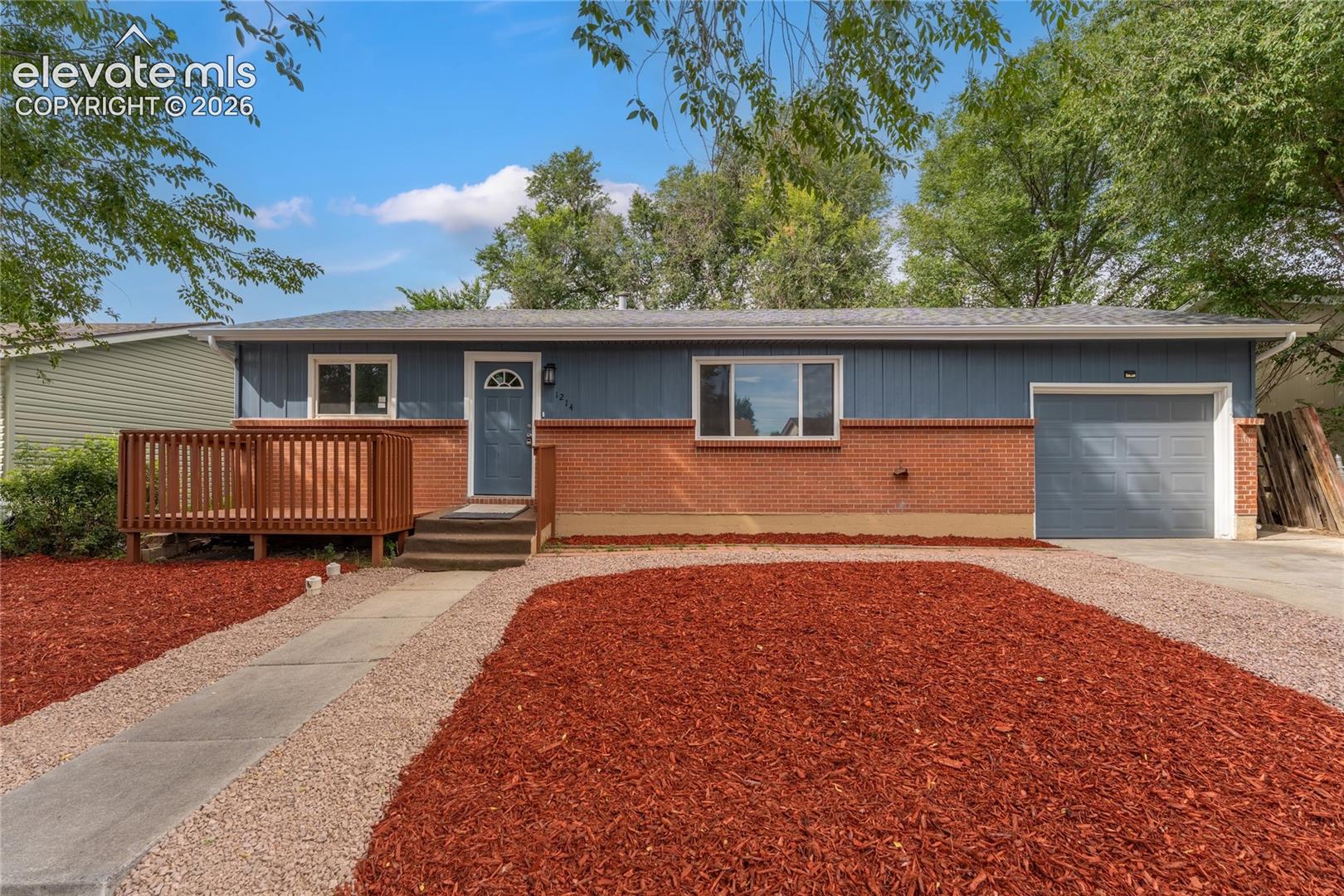 1214 Burnham Street — listing photo