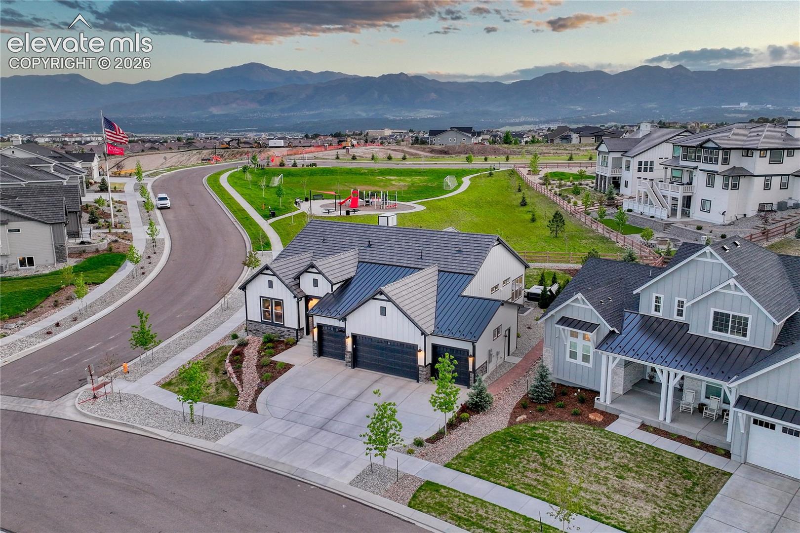 Listing photo 2 for 12366 Mionetto Court