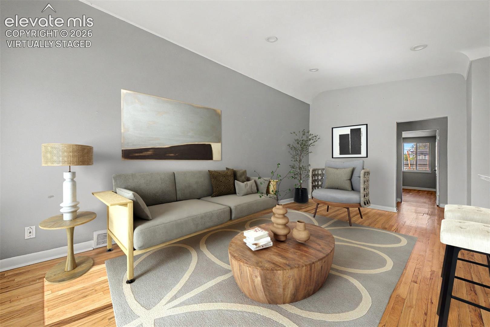 Listing photo 2 for 3505 N Elizabeth Street