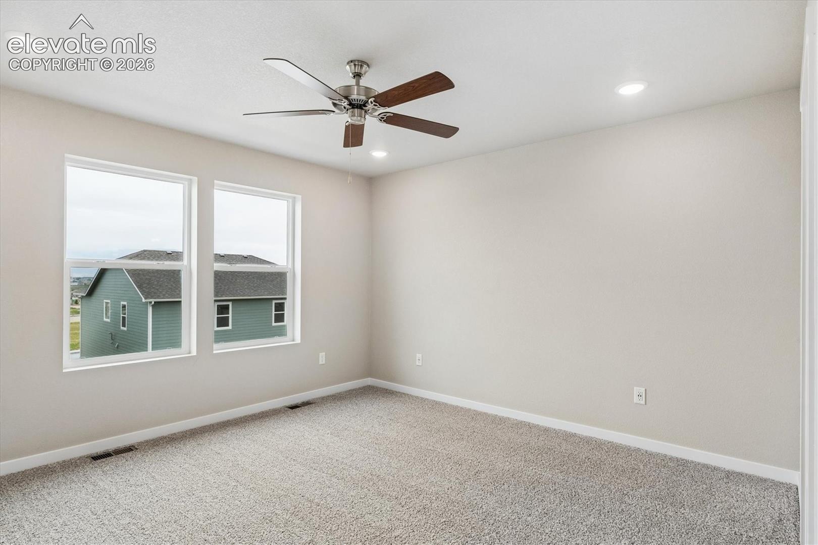 Listing photo 17 for 9708 Blaurock Drive