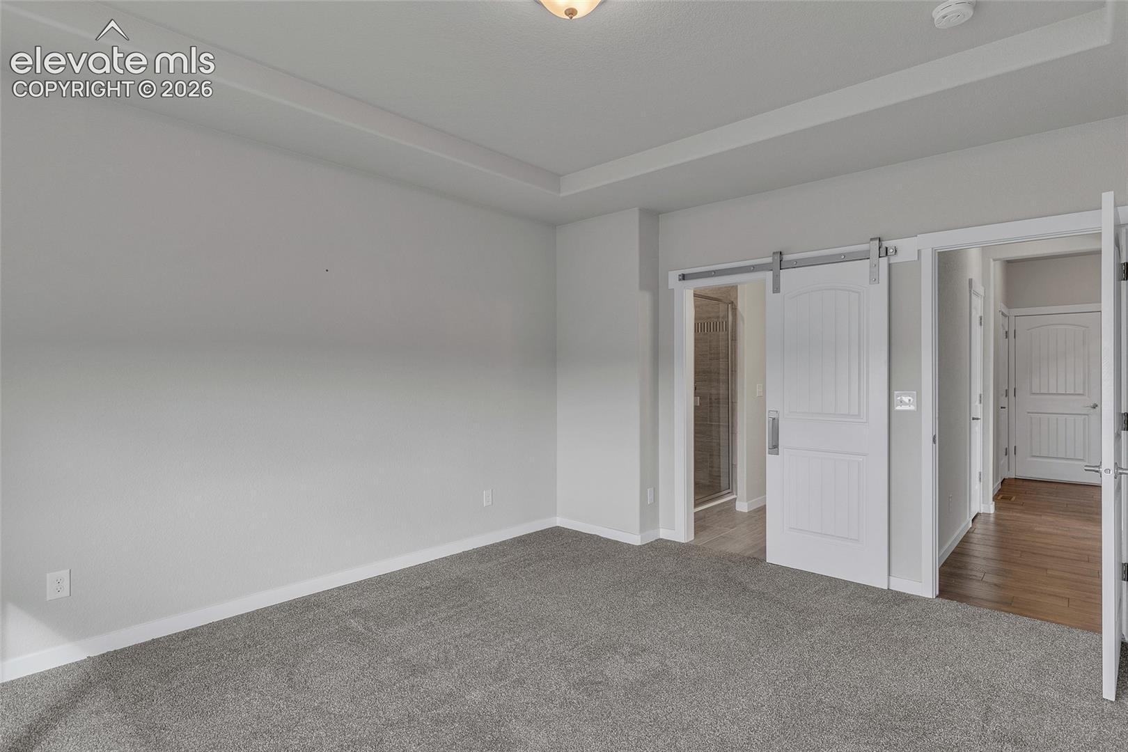 Listing photo 17 for 6327 Harney Drive