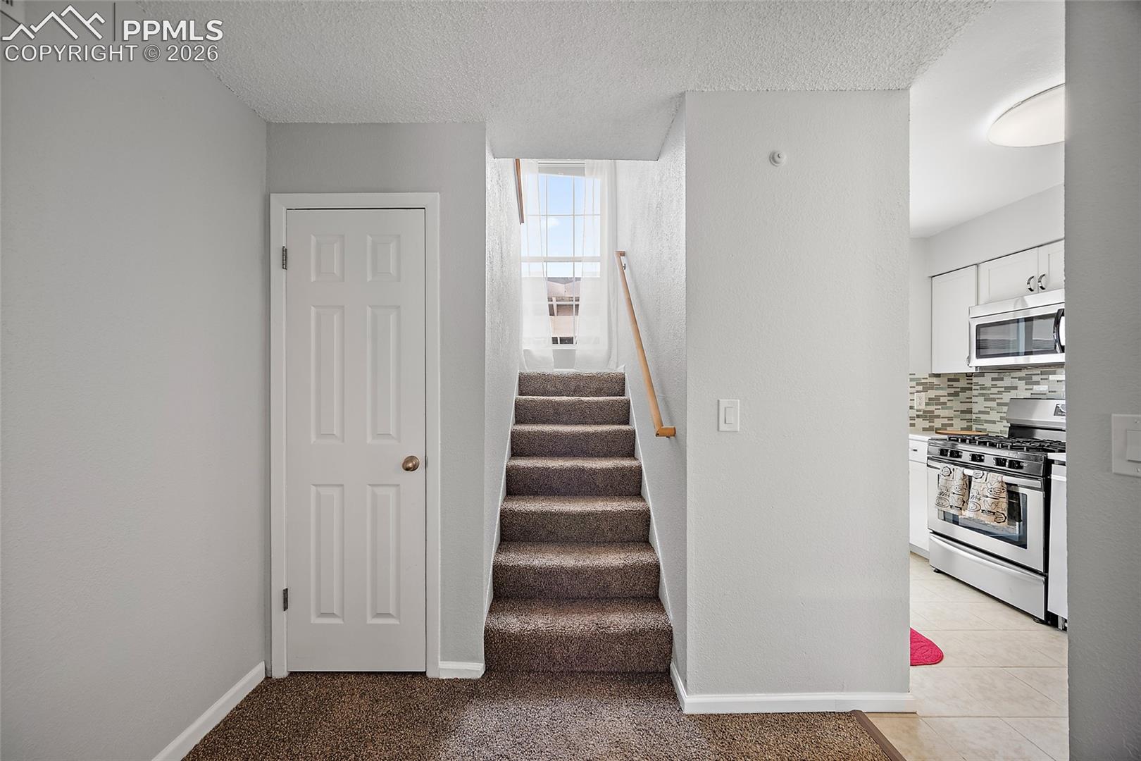 3210 Van Teylingen Drive, photo 18
