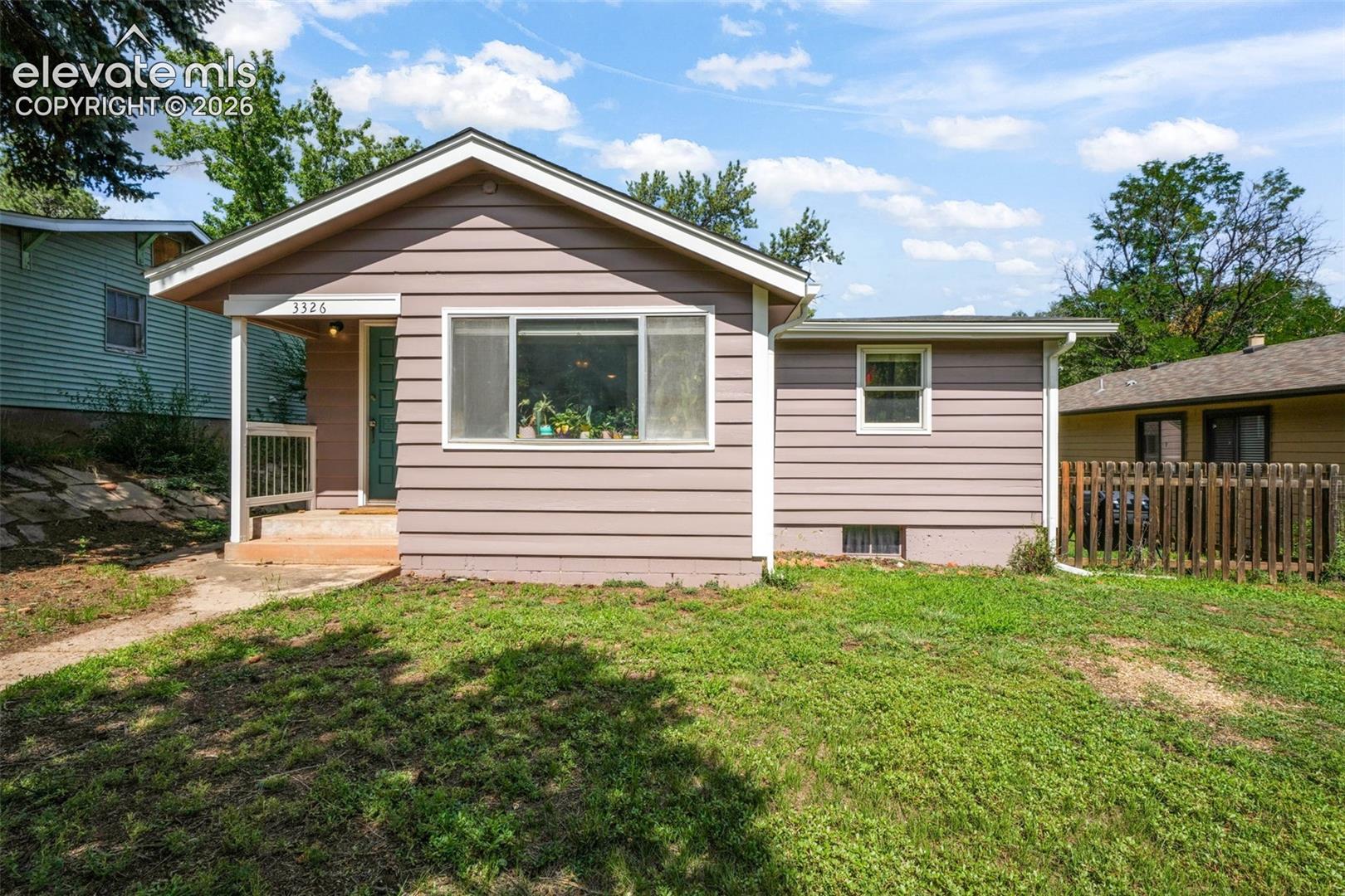 Listing photo 44 for 3326 W Kiowa Street