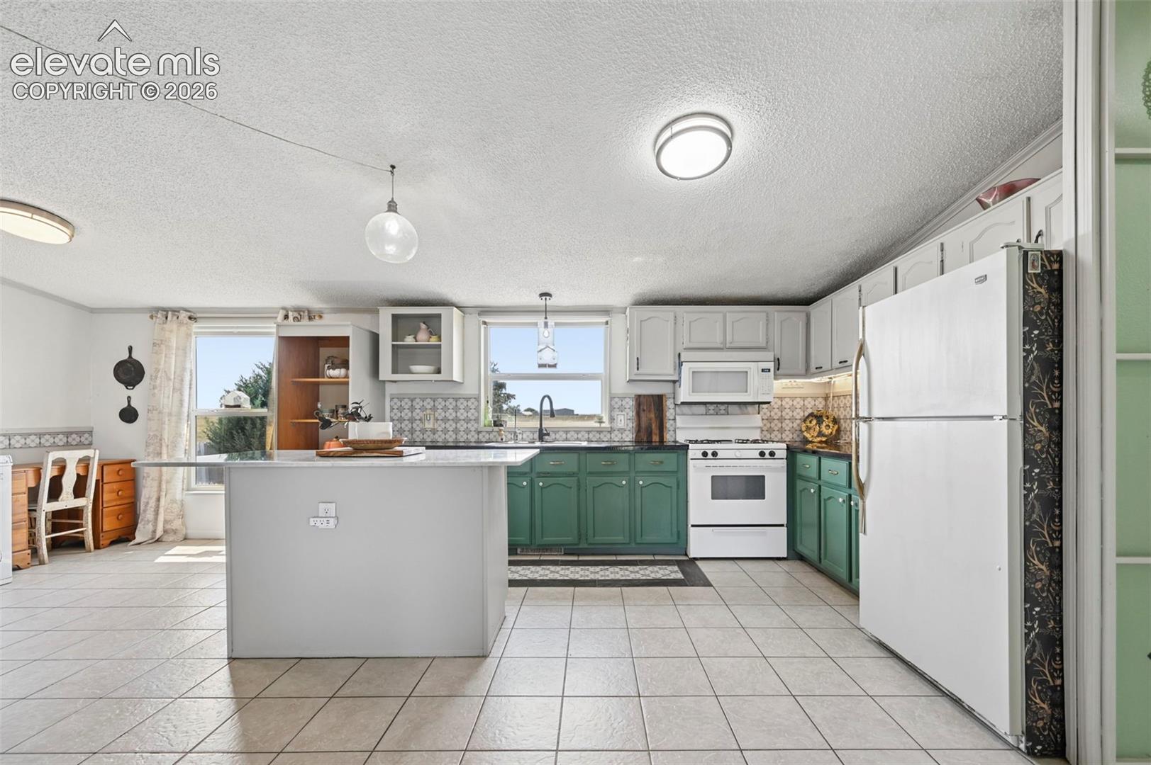 Listing photo 23 for 1350 Antelope Drive