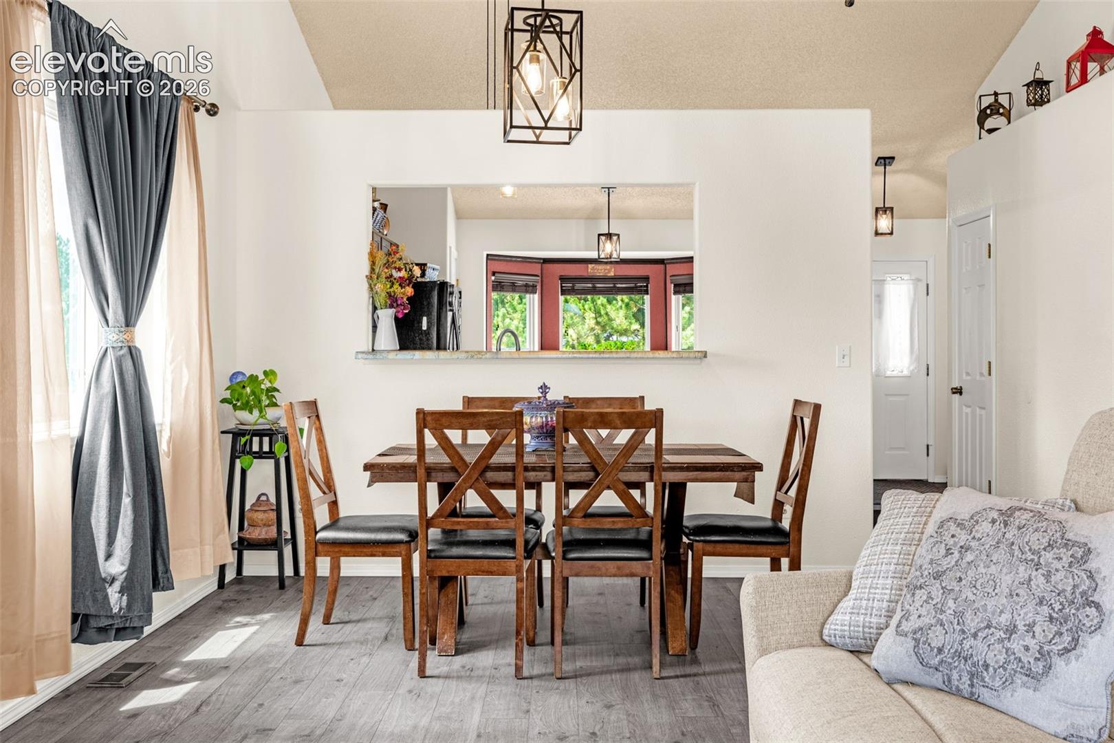 Listing photo 8 for 2135 Bent Tree Lane