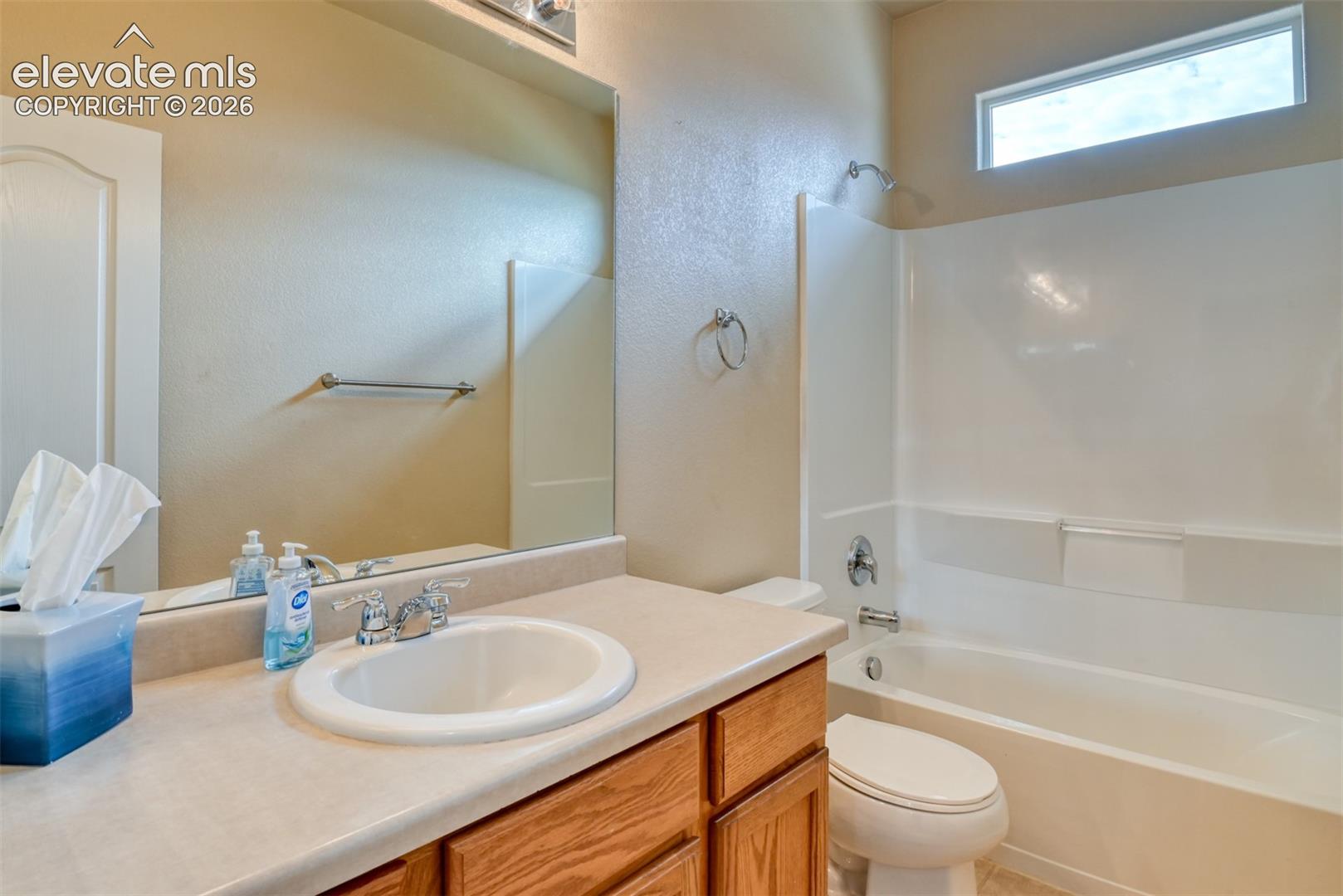 Listing photo 10 for 7985 Kettle Drum Street