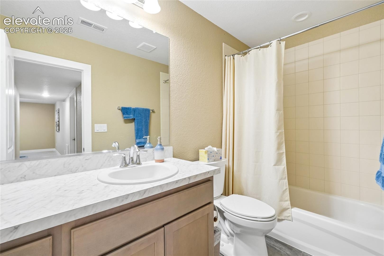 Listing photo 34 for 13117 Stone Peaks Way