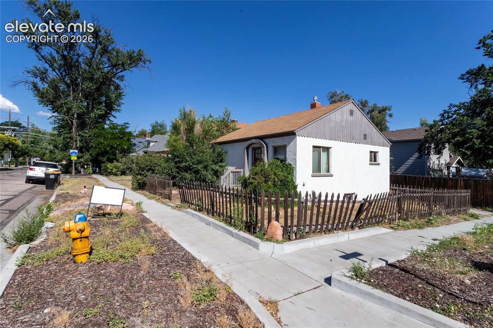 922 High Street
