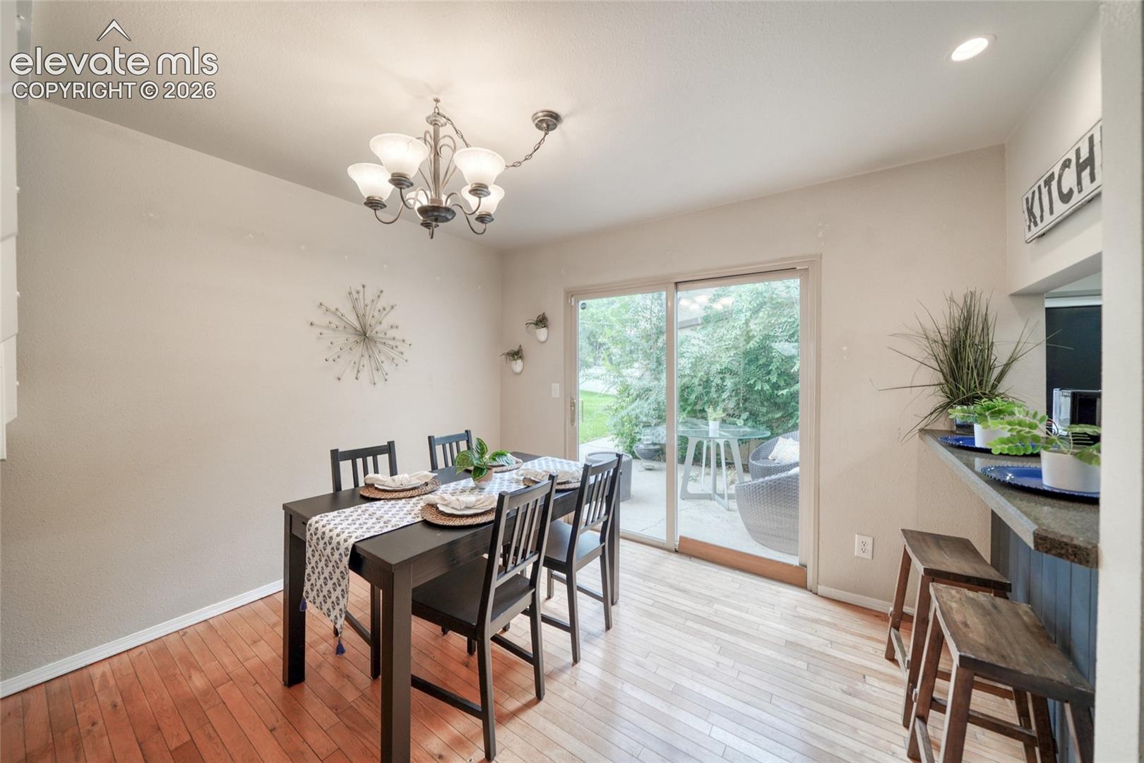 Listing photo 12 for 3330 Templeton Gap Road 31