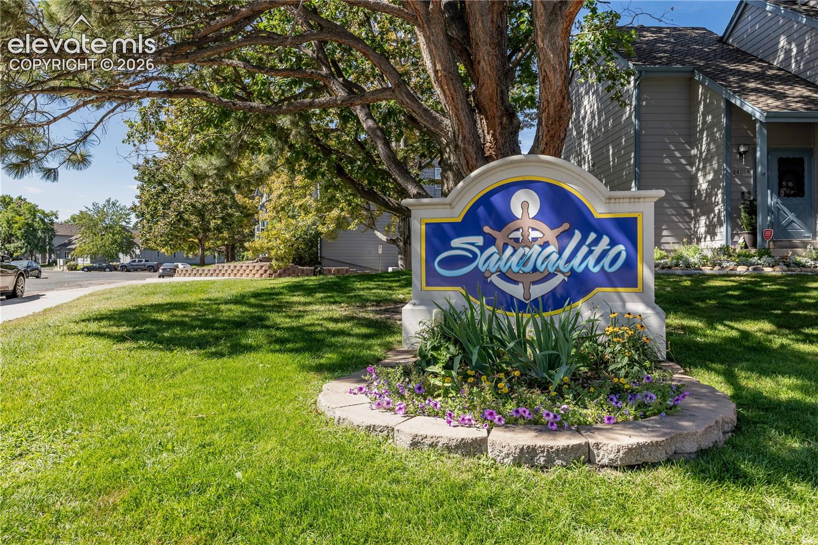 Listing photo 27 for 2522 S Worchester Court E
