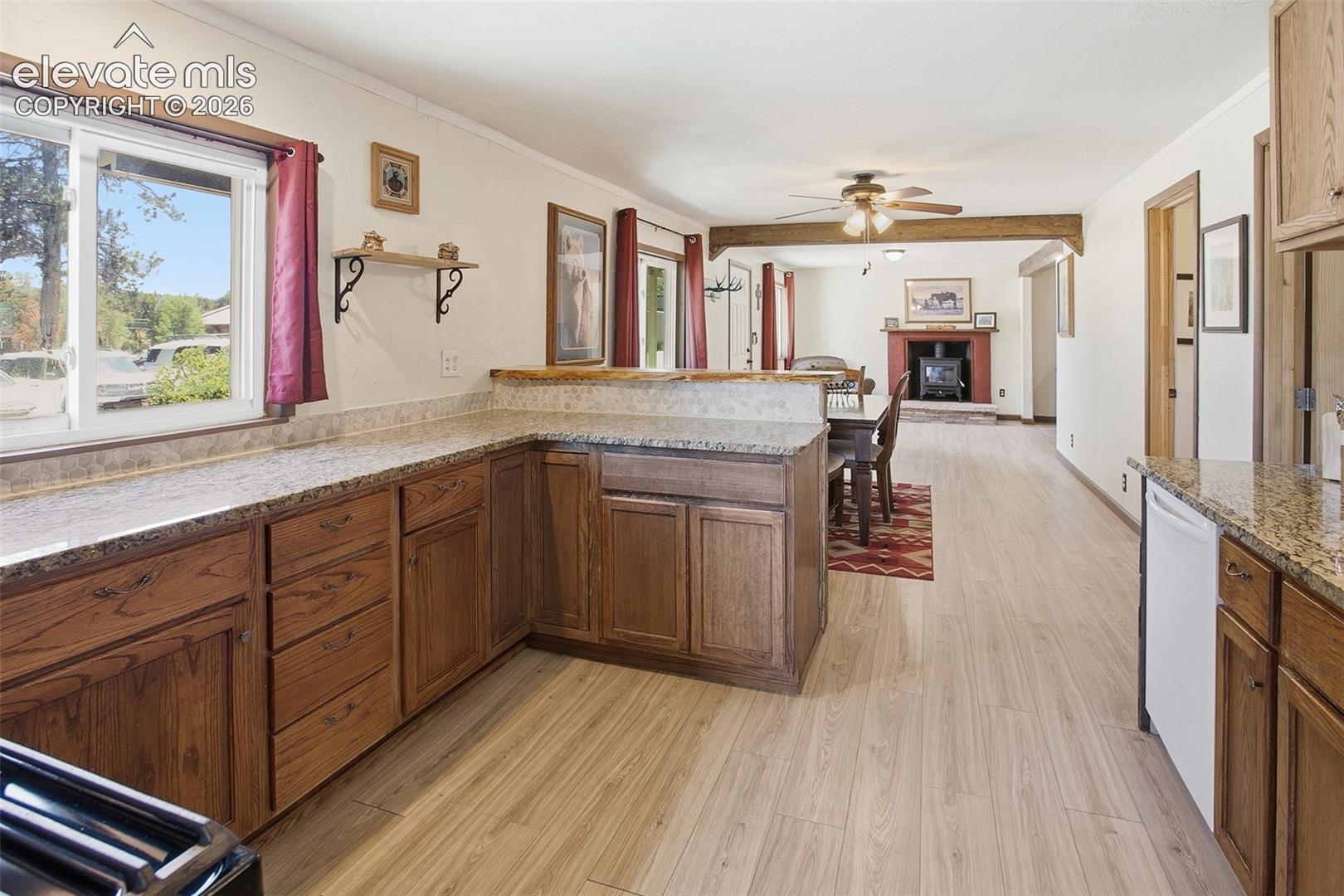 111 Pine Street, photo 8