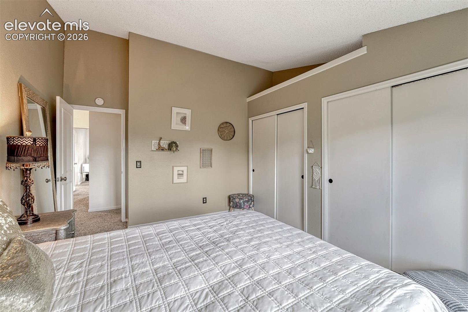 Listing photo 22 for 7510 Hickorywood Drive