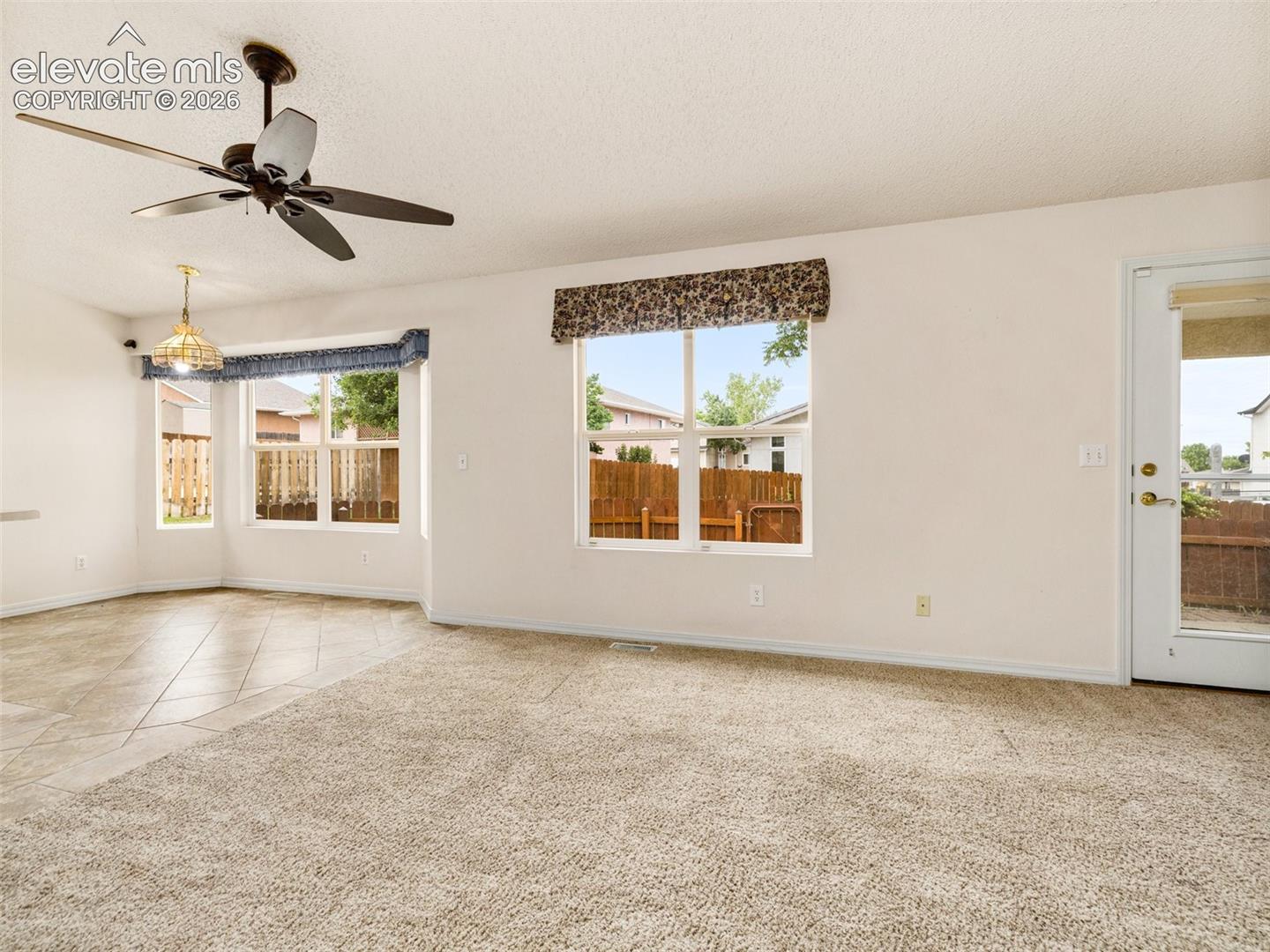 Listing photo 14 for 10 Brave Eagle Court