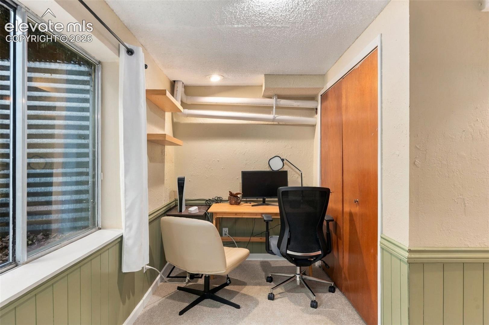 Listing photo 45 for 271 N Holcomb Circle