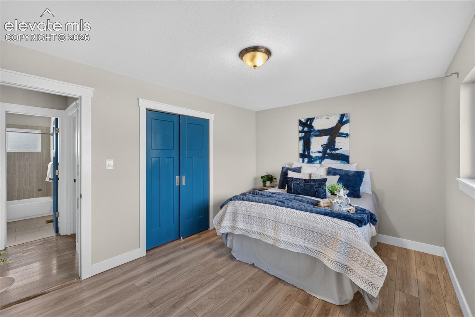 Listing photo 13 for 7 N Dartmouth Street