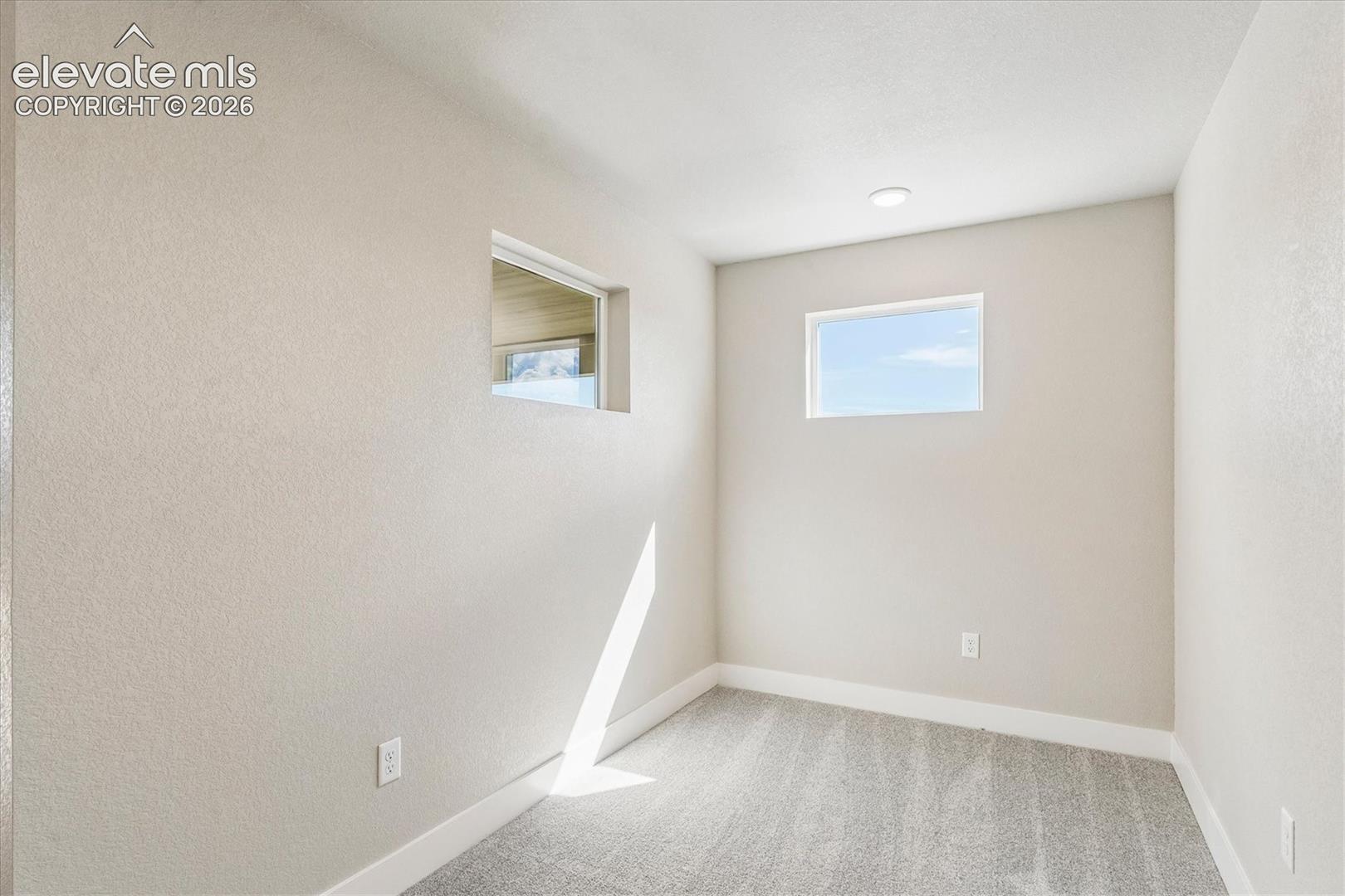 Listing photo 16 for 3023 Curly Grove