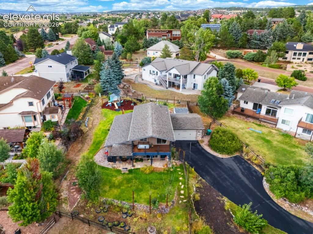 Listing photo 7 for 14490 Westchester Drive