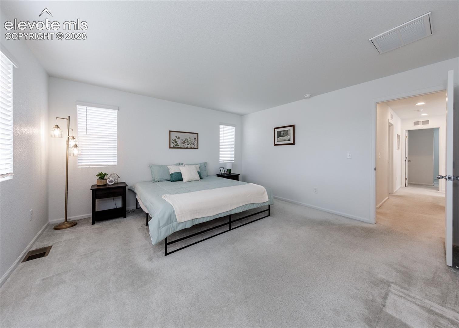 Listing photo 20 for 16462 Mountain Flax Drive