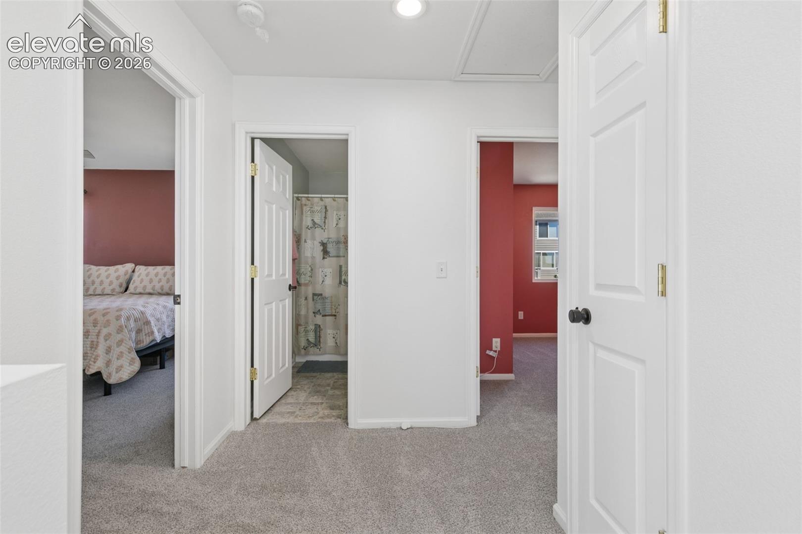 Listing photo 16 for 8034 Brittinger Way