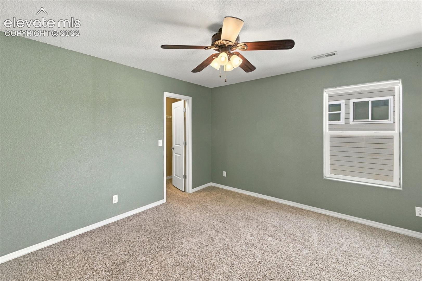 Listing photo 31 for 6798 Sandyford Lane