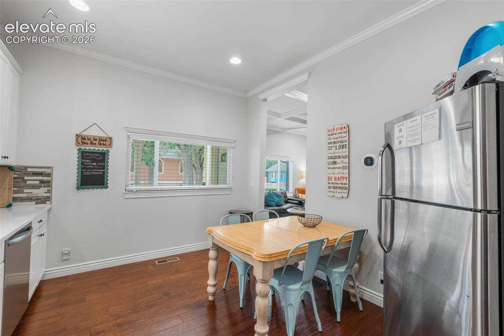Listing photo 23 for 2130 W Kiowa Street
