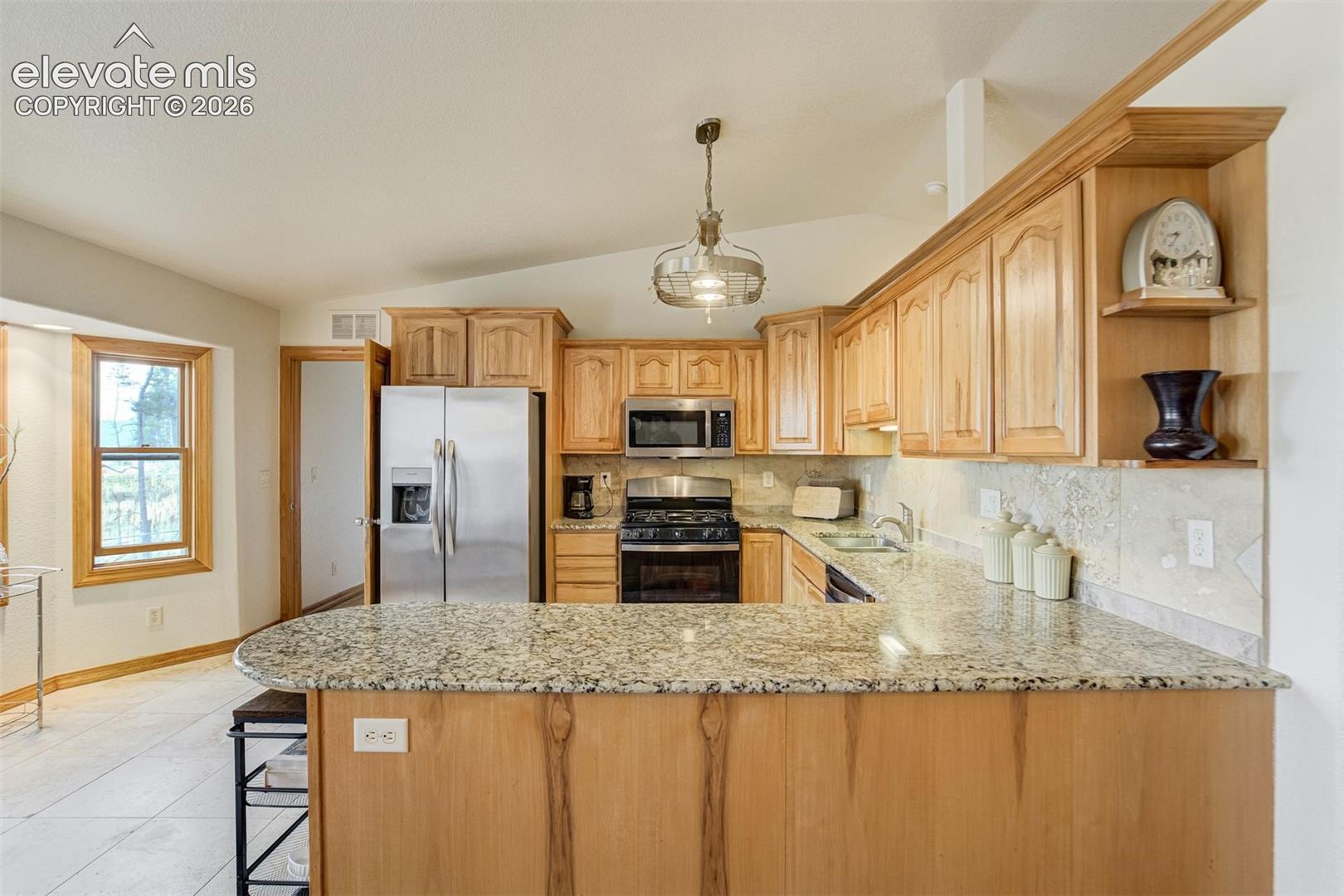 Listing photo 16 for 6285 Vessey Road
