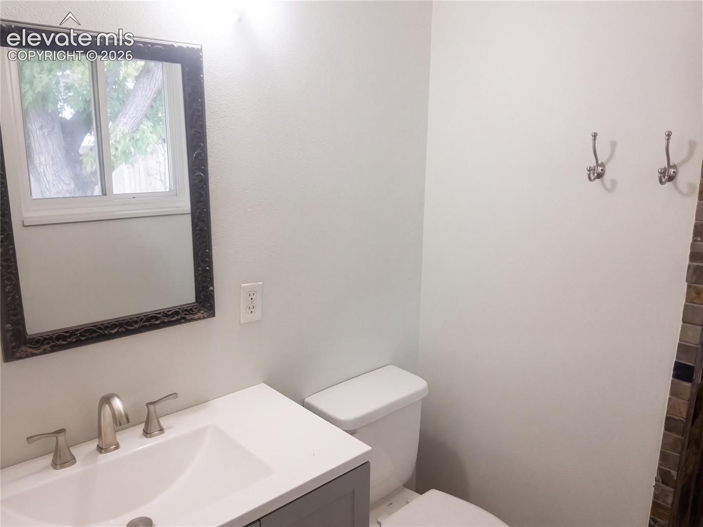Listing photo 30 for 4015 Valli Vista Road