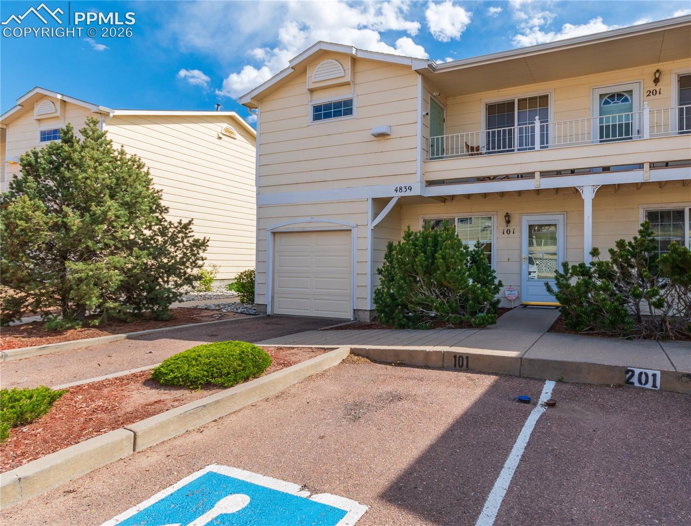 4839 Rusty Nail Point, photo 11