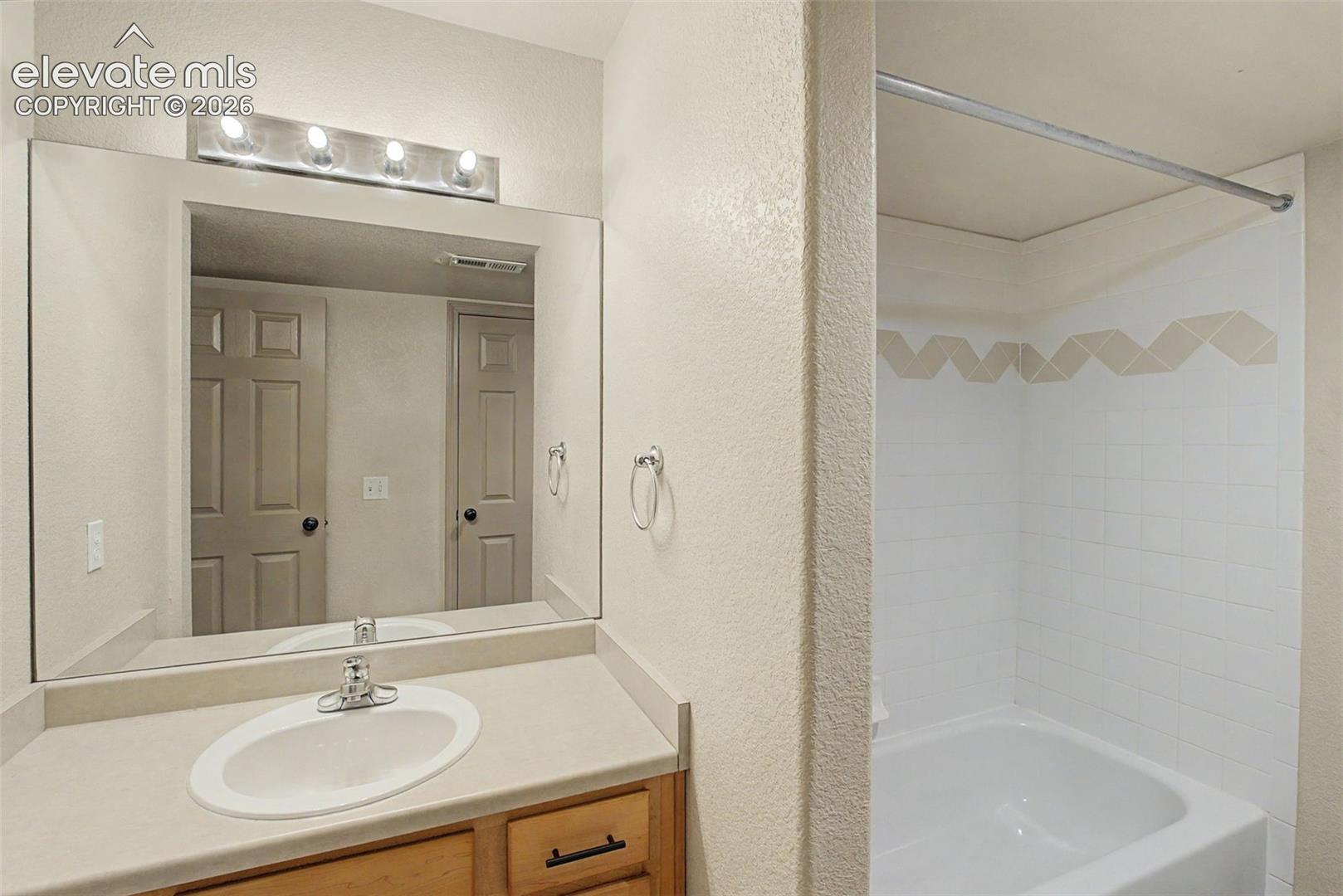 Listing photo 29 for 335 PYRITE Terrace