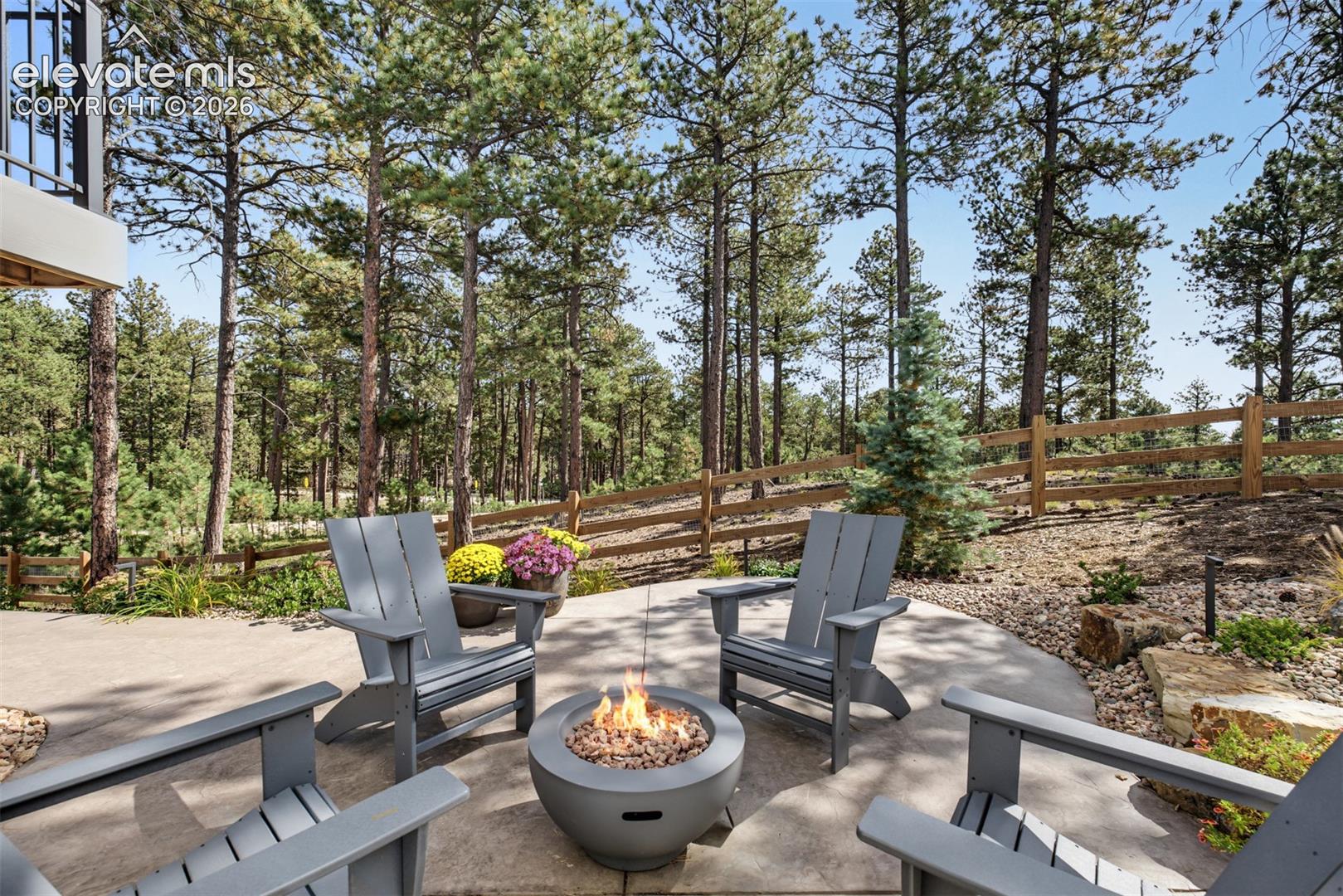 Listing photo 47 for 16349 Treetop Glory Court