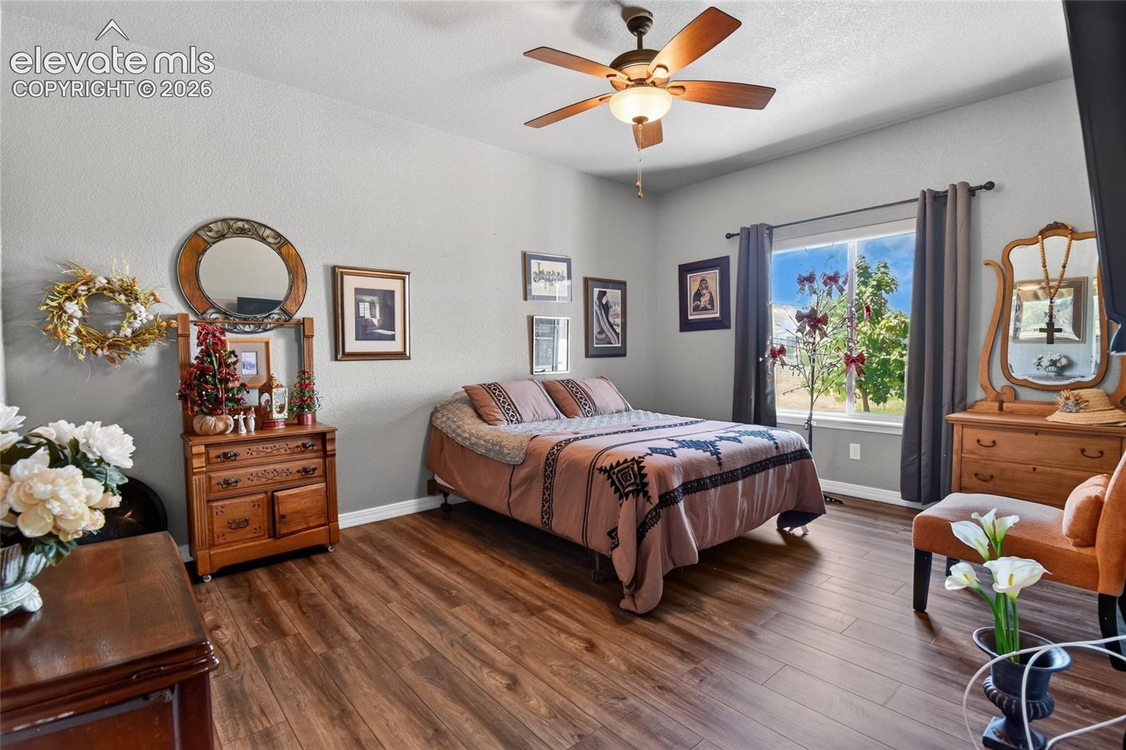Listing photo 19 for 1615 28th Lane