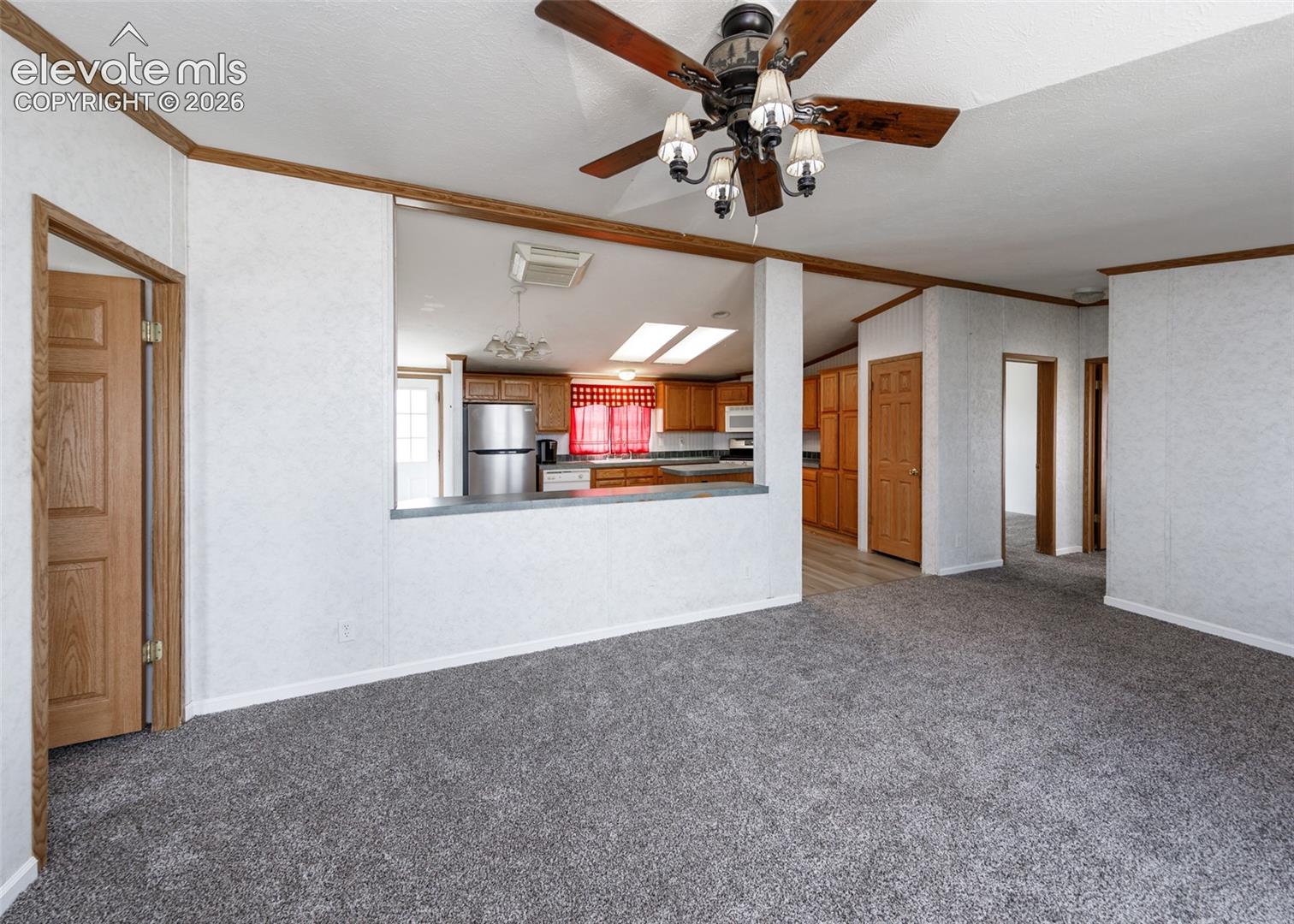 Listing photo 7 for 21430 La Piedra Point