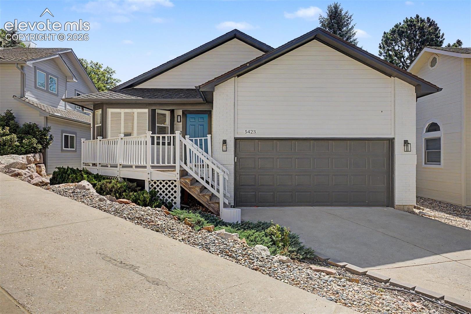 5423 Lions Gate Lane โ listing photo