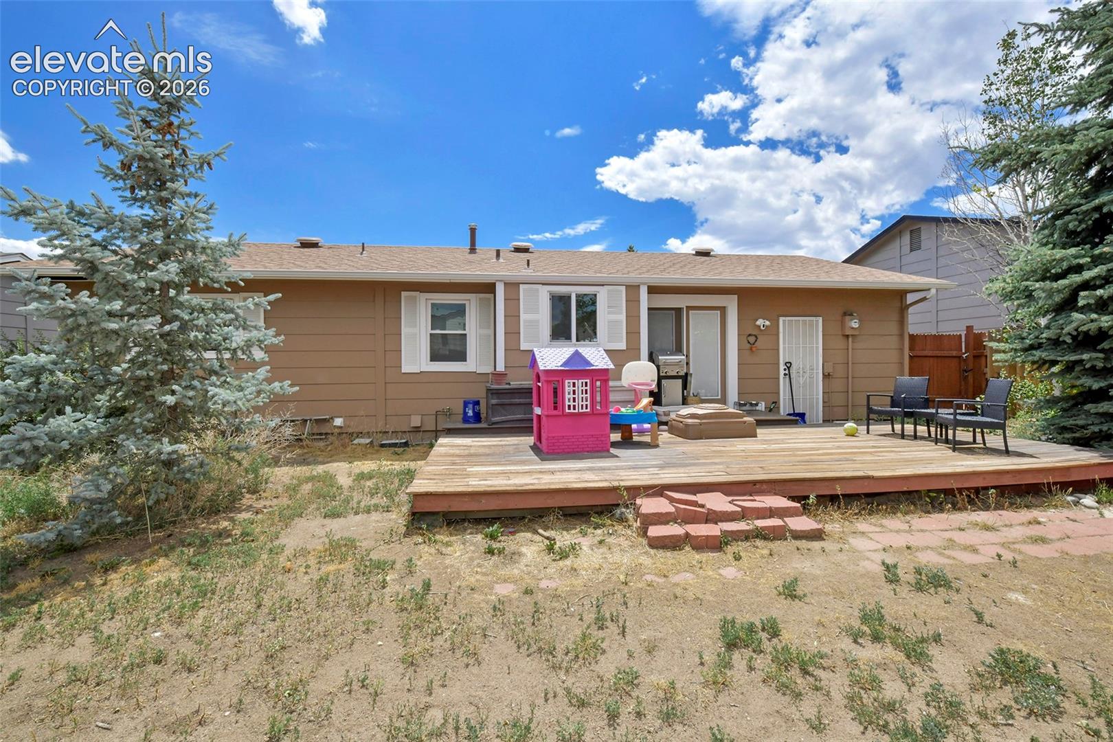 Listing photo 21 for 6830 Parkridge Court